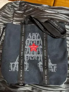 Item thumbnail for item 4417b5e0-930f-4f32-a12a-9e539abc343f