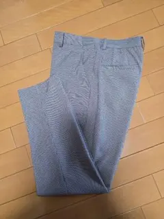 ユニクロ　スマートアンクルパンツ　M グレー千鳥格子