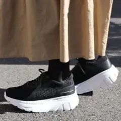 極美品 MASAI BAREFOOT TECHNOLOGY 船底38 黒のサムネイル
