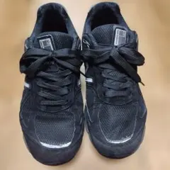 newbalance 990 V4