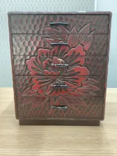 花模様の木製チェスト 5段