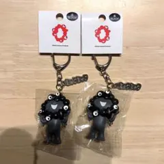 黒ミャクミャク　立体PVCプレート付キーホルダー