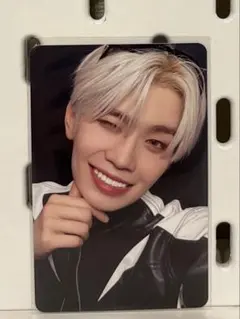 Item thumbnail for item 76a45394-b2ed-4bd2-9477-a18f025455ad