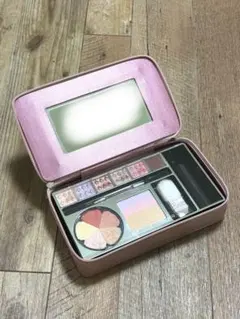 【最終価格】【中古】ジルスチュアート　2020年クリスマスコフレ　アイシャドウ