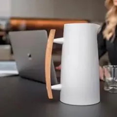 Item thumbnail for item 8a043c70-e038-4112-95db-636ff3b2068f