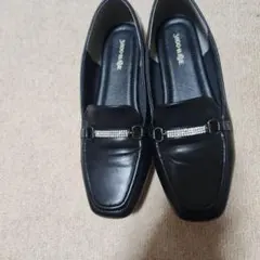 SHOO-LA-RUE ビジュー付き ブラックパンプス