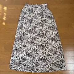 ikka レオパード柄 ロングスカート Mサイズのサムネイル