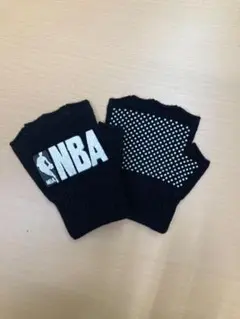 NBA フィンガーレスニットグローブ 黒