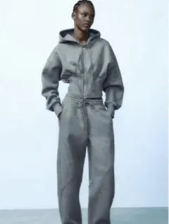2026年最新】zara スウェット ラメの人気アイテム - メルカリ