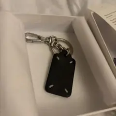 Maison Margiela タグ型キーホルダー