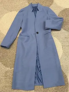 ブルーロングコート