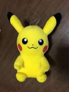 ポケモン ピカチュウ ぬいぐるみ　アミューズメント商品