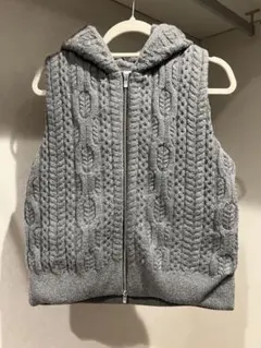 LACOSTE フード付き ニットベスト グレー