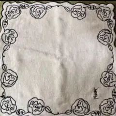イヴ・サンローラン　タオルハンカチのサムネイル