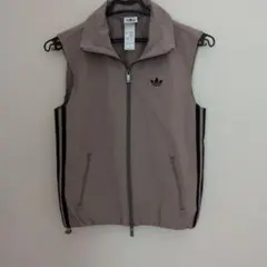 SLEEVELESS TRACK TOP - CHALKY BROWNS -のサムネイル