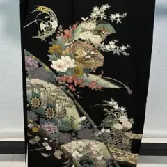 D966 黒留袖　花模様　金彩　正絹　着物　袷のサムネイル