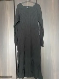 ユニクロ 黒 ニットワンピース Mサイズ