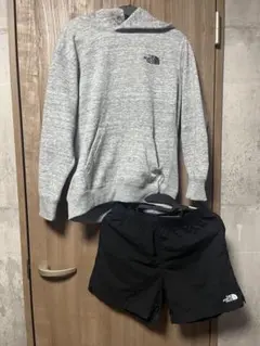 ノースフェイス　パーカー　ショーツ