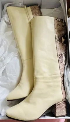 クリーム色レザー ロングブーツ 24.0cm
