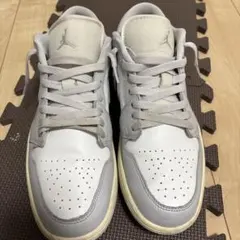 ジョーダン1ロー