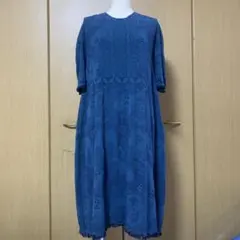 ブルー 花柄 ジャカード 半袖ワンピース フリンジエムアンドキョーコのサムネイル