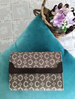 CELINE マカダム柄 三つ折り財布 ブラウンのサムネイル