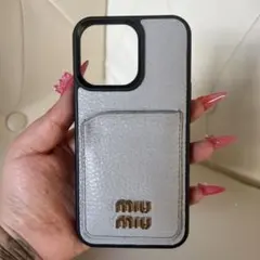 miu miu iPhone13pro