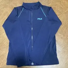 未使用品　FILA ジップアップラッシュガード 140cm ネイビー
