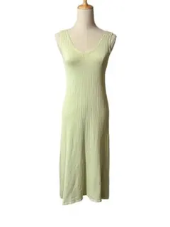 ライトグリーンのノースリーブニットワンピース（XSサイズ）