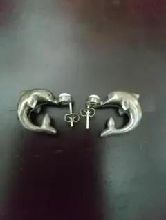 イルカのシルバーピアス