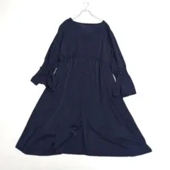 【fifth/フィフス】Vネックフレア袖 シンプルエレガンスロングワンピース　紺