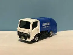 トミカ　新型エルフ　ゴミ収集車のサムネイル