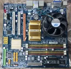 GIGABYTE GA-EG45M-DS2H + E8500 + メモリ8GB GIGABYTE GA-EG45M-DS2H + E8500 + メモリ8GB - メルカリ