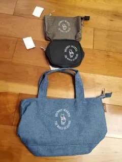 【新品】ディズニー くまのプーさん ミニトートバッグ & ポーチ 2点