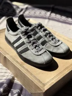 adidas BLOOMFIELD 欧州限定カラー ロンドン購入 27cm