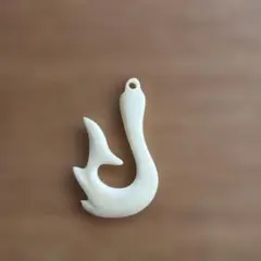 ボーンカービング ペンダント マオリ フィッシュフック