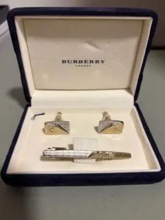 リ*中様 BURBERRY ネクタイピン カフス セットのサムネイル