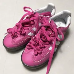 新品未使用 Adidas Gazelle Hello Kitty スニーカー