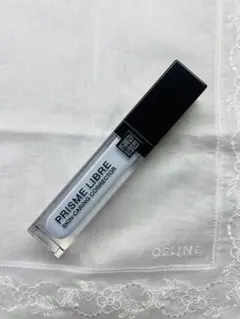 GIVENCHY プリズム・リーブル・スキンケアリング・コレクター