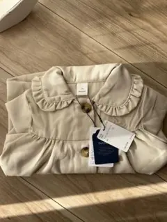 Cottoli フリル付き襟 ベージュジャケット