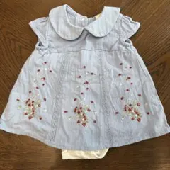 Petit main 刺繍入り水色ワンピース・ロンパース　70cm