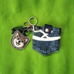 Item thumbnail for item e5b38322-0767-485d-8dcd-9312dec9e15c