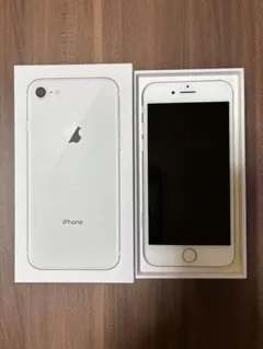 Apple iPhone 8 64GB シルバー　本体＋付属品