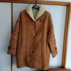 ムートンコート