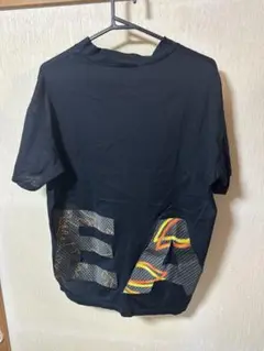 ☆EMPORIO ARMANI/エンポリオアルマーニ Vネック バックプリント