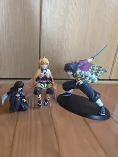 鬼滅の刃フィギュア　時透無一郎・冨岡義勇・我妻善逸　3点