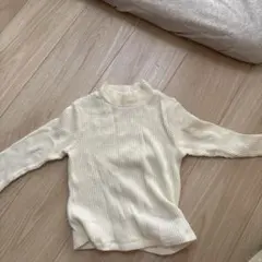 COMMECAアイボリー リブ編み ハイネック Tシャツ 80-90cm