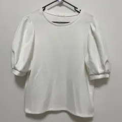 GUホワイトトップス