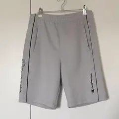 Champion グレー ショートパンツ Mサイズ