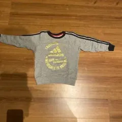 adidas グレー トレーナー 130サイズ